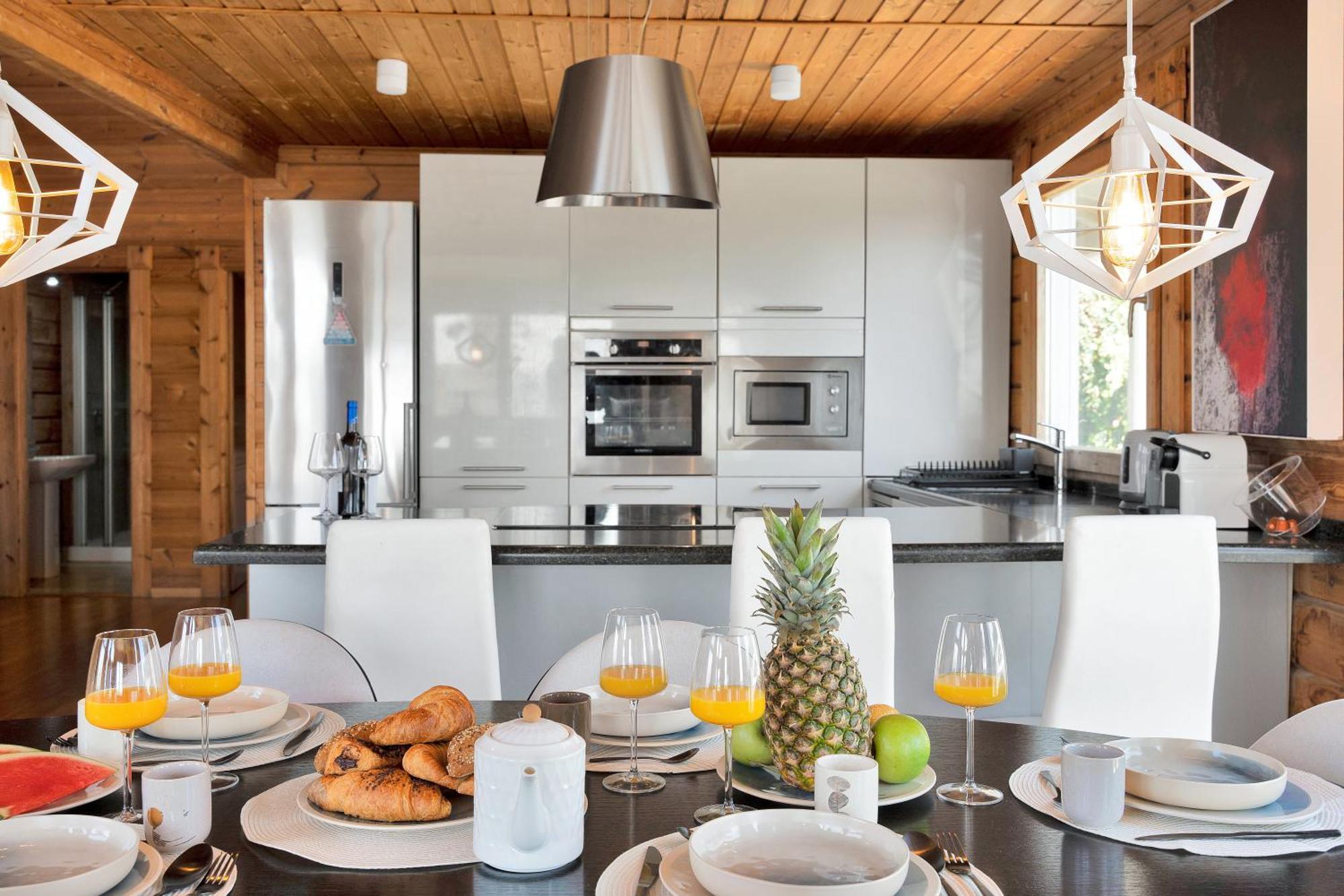 Increible De Madera Con Vistas Al Mar Holiday home